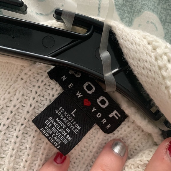 Ivory Sweater with back detail - Picture 4 of 4